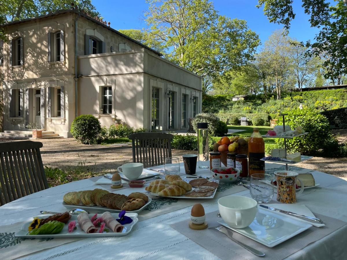 Ermitage Notre Dame De Vacquieres Bed and Breakfast Noves Εξωτερικό φωτογραφία