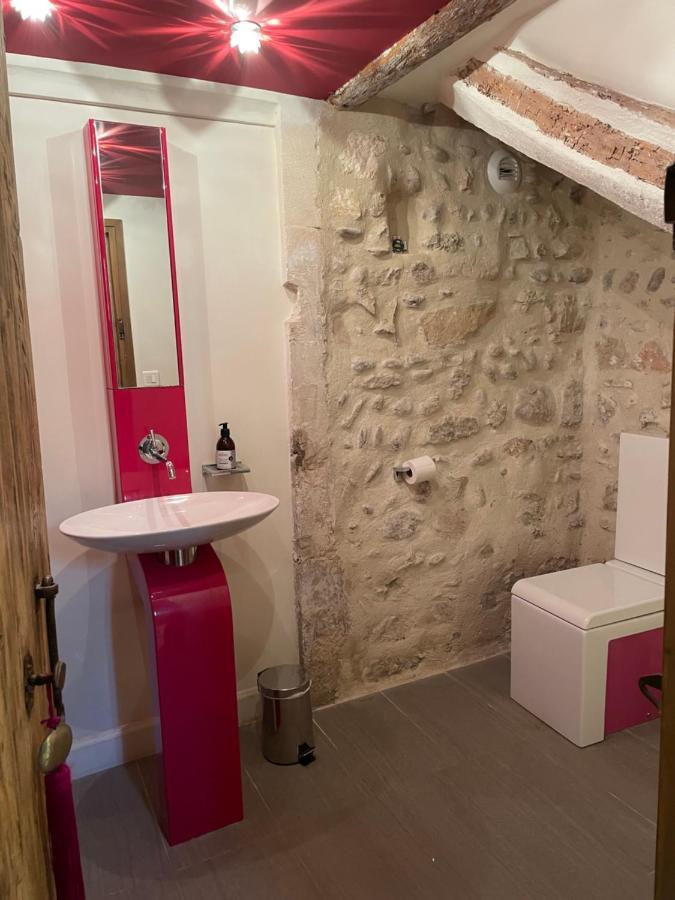 Ermitage Notre Dame De Vacquieres Bed and Breakfast Noves Εξωτερικό φωτογραφία