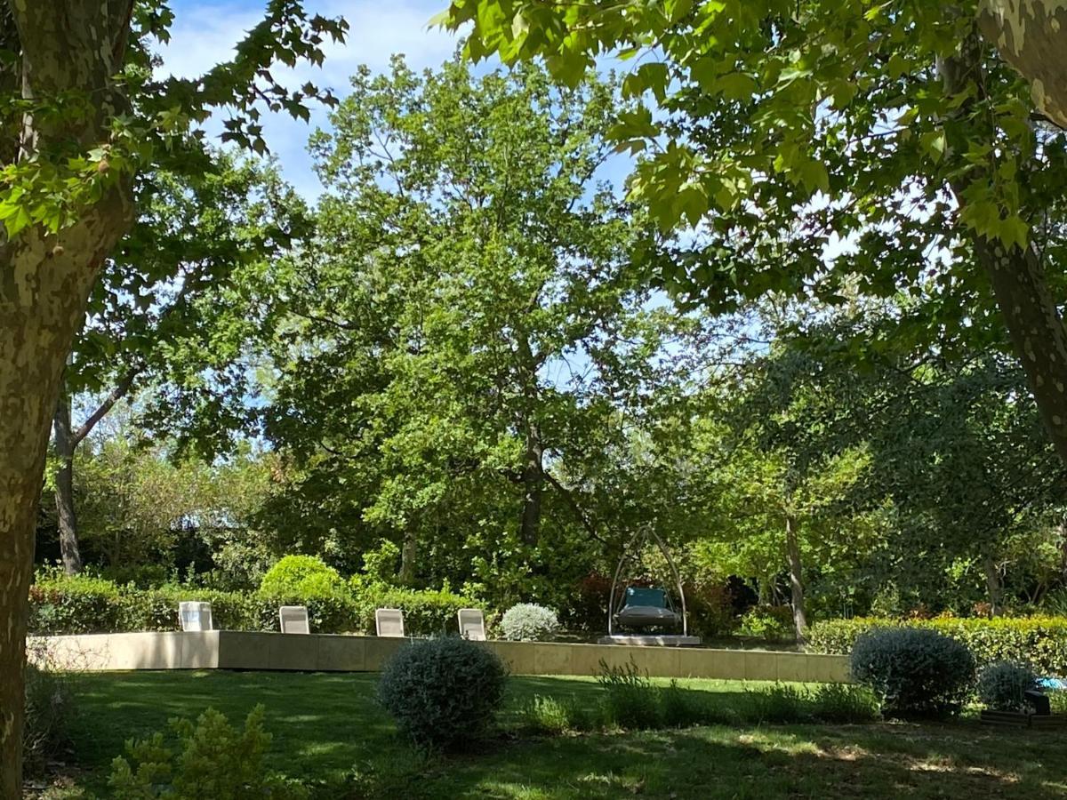 Ermitage Notre Dame De Vacquieres Bed and Breakfast Noves Εξωτερικό φωτογραφία