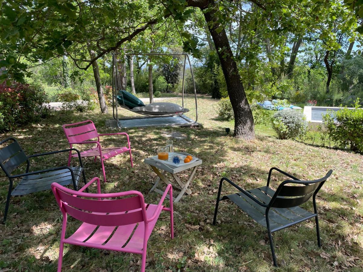 Ermitage Notre Dame De Vacquieres Bed and Breakfast Noves Εξωτερικό φωτογραφία