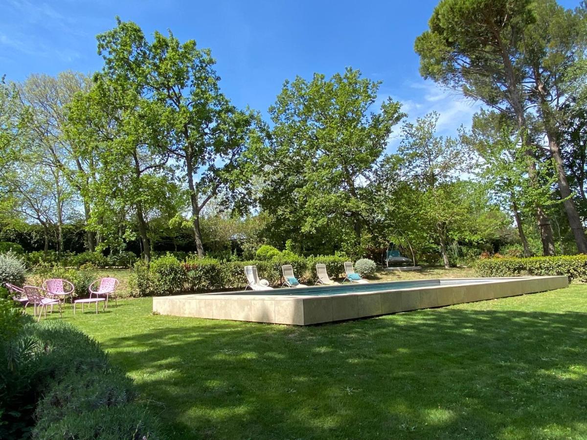 Ermitage Notre Dame De Vacquieres Bed and Breakfast Noves Εξωτερικό φωτογραφία