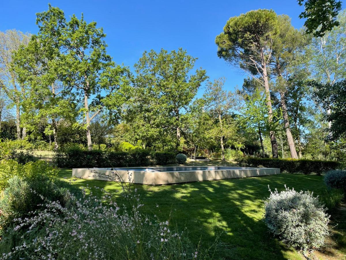 Ermitage Notre Dame De Vacquieres Bed and Breakfast Noves Εξωτερικό φωτογραφία